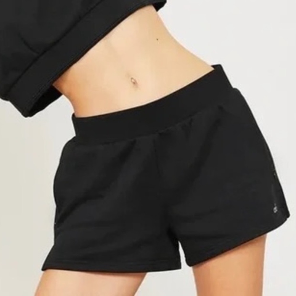 Alo High-Waist Headliner Short